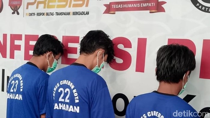 Tiga pelaku begal yang beraksi di Cirebon ditangkap polisi.