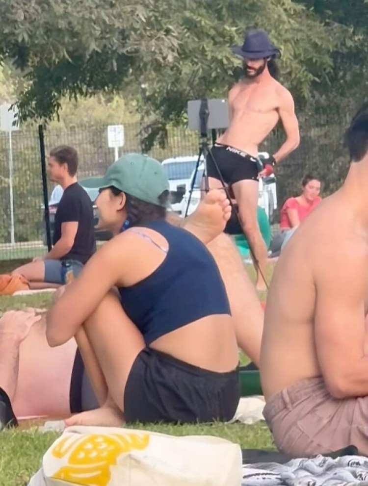 Aksi nyeleneh influencer