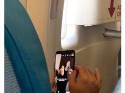 Aksi Nyeleneh Influencer demi Views yang Bikin Geleng Kepala