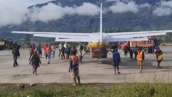 KKB Jeki Murib Baku Tembak dengan TNI-Polri di Area Bandara Aminggaru Ilaga