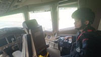Foto: Hasilnya tidak ada bom ditemukan di dalam area pesawat. Para penumpang yang merupakan jemaah haji berhasil dievakuasi dengan selamat. (Dok. Brimob Polda Sumut)