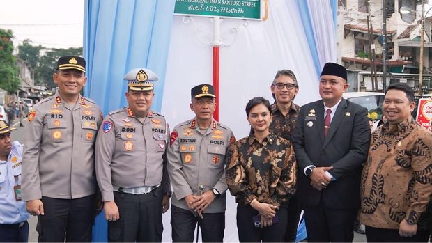 Bupati Bogor Rudy Susmanto dalam acara peresmian Pos Gadong Hoegeng, Pos Soebianto hingga peresmian Jalan Jenderal Hoegeng Iman Santoso