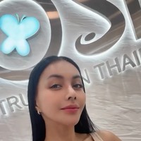 Dengan hidung yang lebih mancung, Denada terlihat semakin percaya diri memamerkan penampilannya di media sosial. Foto: Instagram/@denadaindonesia