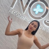 Penampilan terbaru Denada mengundang beragam komentar netizen. Ada yang memuji, namun ada juga yang mengaku lebih menyukai penampilannya sebelum oplas. Foto: Instagram/@denadaindonesia