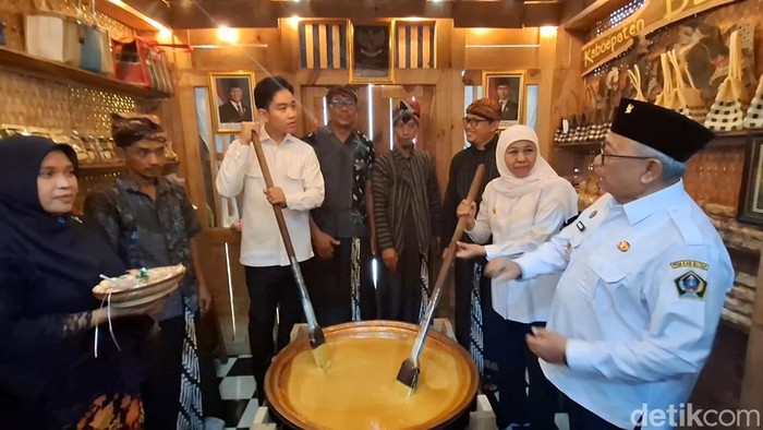 Gibran di Blitar