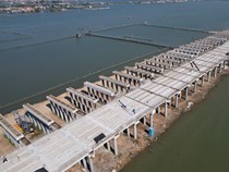 RI Bangun Tol Tersambung Giant Sea Wall