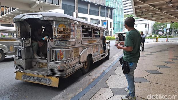 Jeepney, kendaraan khas Filipina (Lisye/detikcom)