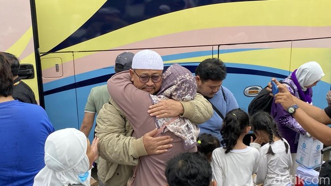 Keheranan Jemaah Haji Depok Mendarat Darurat, Ternyata Ada Ancaman Bom