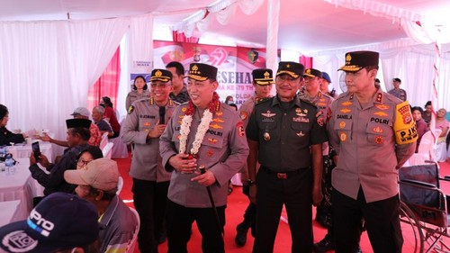 Kapolri Jenderal Listyo Sigit Prabowo meninjau Bhakti Kesehatan Polres Jembrana, Selasa (17/6/2025). (Dok. Polda Bali)