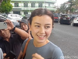 Kimberly Ryder Kerja Keras, Beri Paham ke Anak soal Keberadaan Edward Akbar