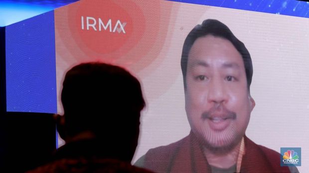 Koordinator Penjangkauan Komunitas IRMA di Indonesia, Andre Barahamin menyampaikan pemaparan secara daring dalam acara CNBC Indonesia Economic Update 2025, Rabu (18/6/2025). (CNBC Indonesia/Muhammad Sabki)