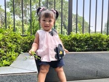 Potret Si Gemas Lily Bersama Raffi Ahmad dan Keluarga