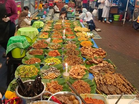 Menu-menu yang ditawarkan di Lesehan Bu Gendut Blok M