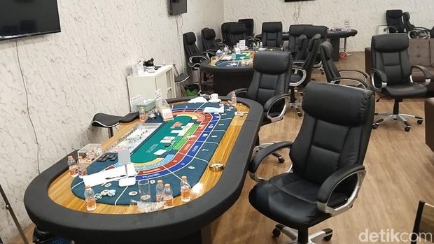Penampakan Ruangan Mewah Ruko 'Kasino' di Bandung
