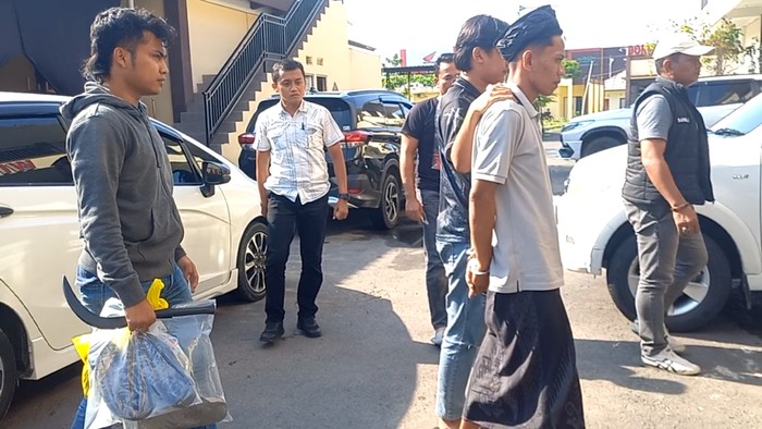 Pria di Sampang yang bacok tetangganya diringkus polisi.