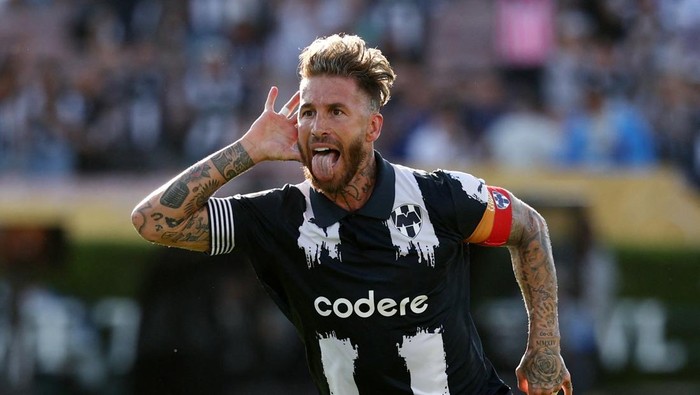 Soccer Football - FIFA Club World Cup - Group E - CF Monterrey v Inter Milan - Rose Bowl Stadium, Pasadena, California, U.S. - June 17, 2025 Monterreys Sergio Ramos celebrates scoring their first goal IMAGN IMAGES via Reuters/Kiyoshi Mio
