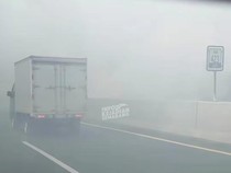Viral Truk Keluarkan Asap Pekat di Tol Ungaran-Banyumanik, Ini Kata Polisi