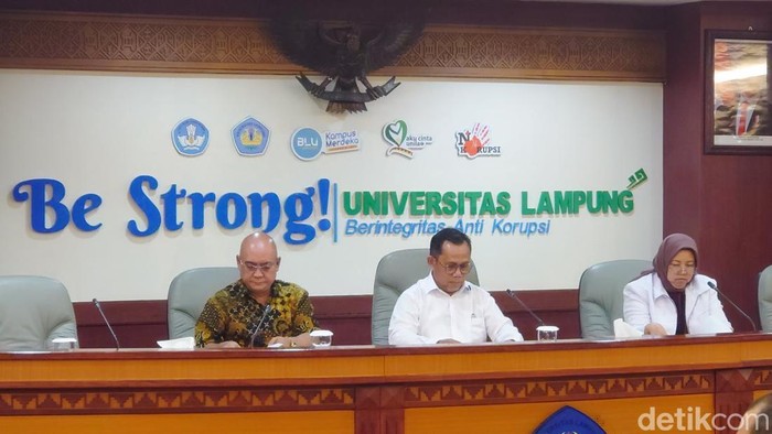 Wakil Rektor Bidang Kemahasiswaan dan Alumni Unila Sunyono sampaikan hasil investigasi