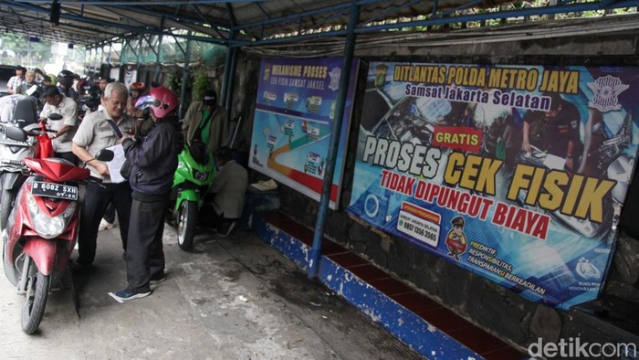 Pemprov DKI Jakarta kembali menggelar pemutihan denda pajak kendaraan bermotor. Yuk, simak tanggal dan tempatnya.