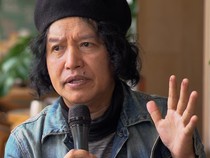 Upaya Andrea Hirata Selamatkan Bahasa Belitung