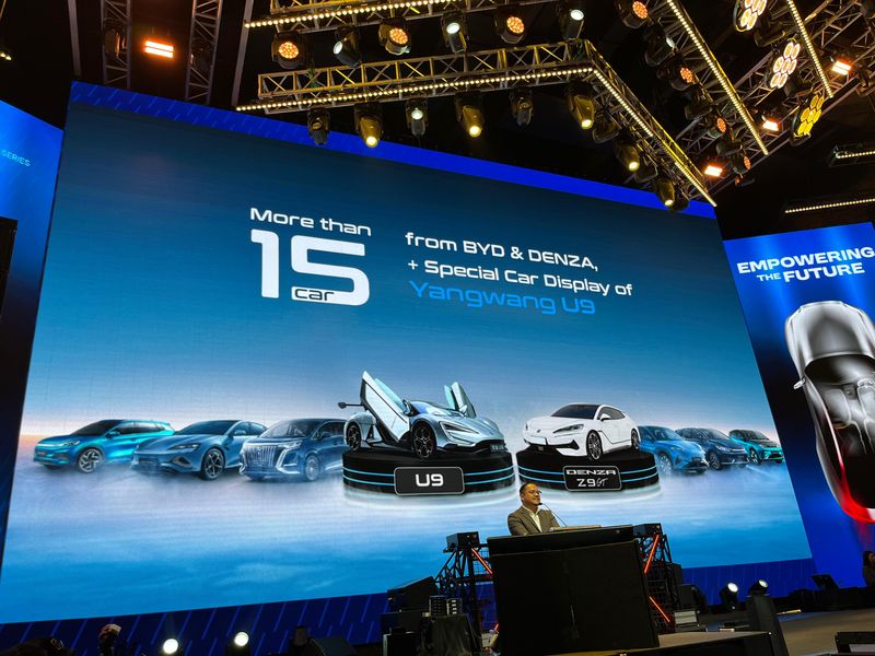 BYD bakal bawa Yangwang U9 ke Indonesia