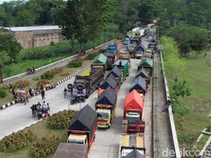 Aksi Protes ODOL di Boyolali, Sopir Truk Blokade Jalur Lingkar Utara