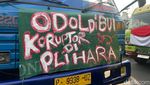 Jalan Pahlawan Penuh Truk Demo ODOL