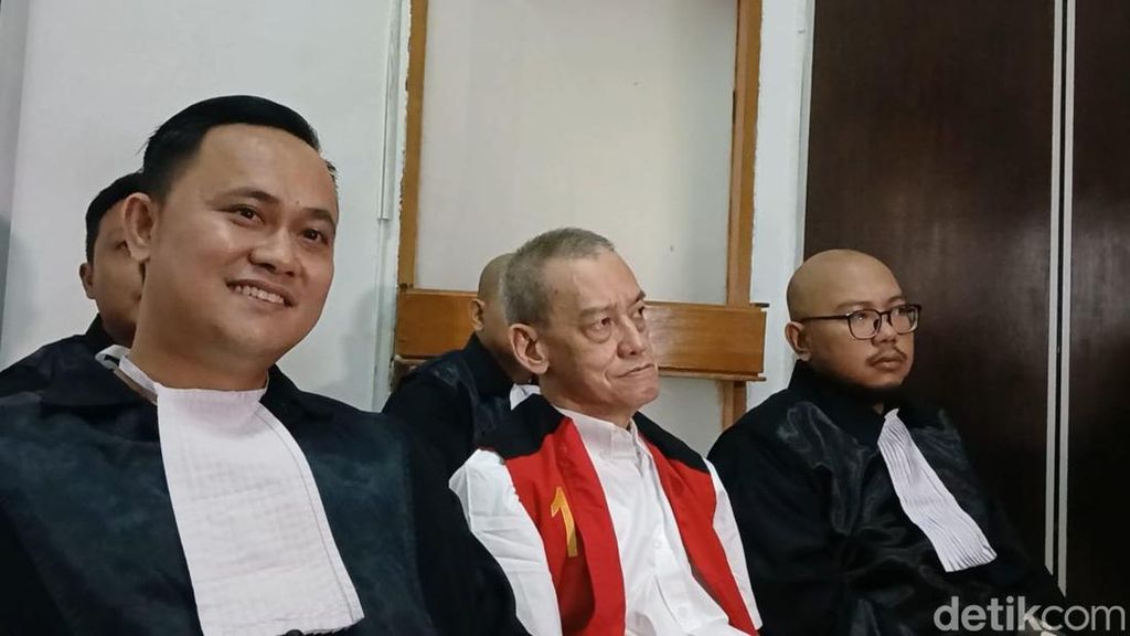 Video Pengacara: Tak Ada Hukuman Seumur Hidup, Fariz RM Hanya Pengguna