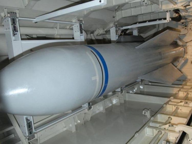 Cuma Bom AS Ini yang Bisa Tembus Bunker Nuklir Iran