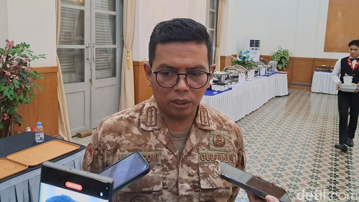Gubernur Banten Andra Soni