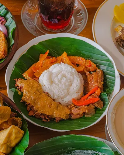 Medhok Bumbunya! 5 Tempat Makan Gudeg Koyor Sedap di Jakarta