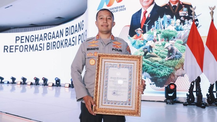 Kapolres Kediri Kota AKBP Bramastyo Priaji