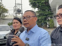 Suami di Surabaya yang Viral Pukuli Istrinya Resmi Jadi Tersangka