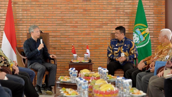 Pertemuan Gubsu Bobby Nasution dengan Duta Besar RRT untuk Indonesia, Wang Lutong.