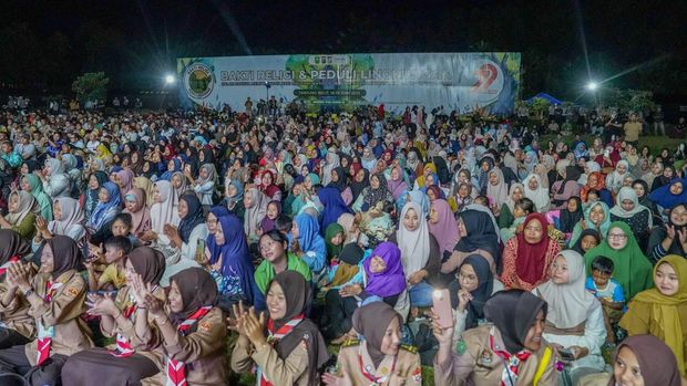 Polda Riau menggelar Bakti Religi dan Peduli Lingkungan dalam rangka menyambut HUT Bhayangkara ke-79. Kegiatan ini digelar di Tanjung Belit, Kampar, pada Rabu (18/6/2025).