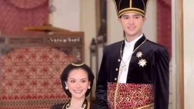 8 Foto Prewedding Al Ghazali-Alyssa Daguise yang Baru Rilis, Kental Adat Jawa