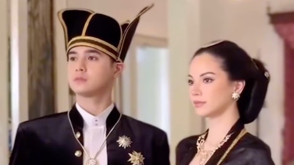 7 Selebriti yang Nikah dengan Mantan, Titi Kamal hingga Alyssa Daguise