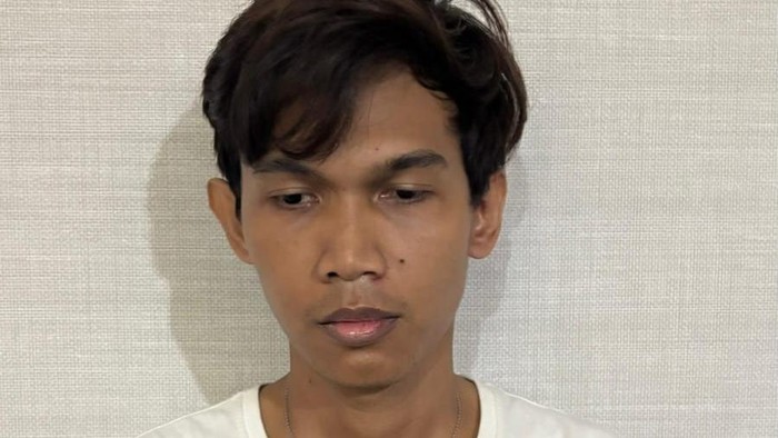 RF (28) diamankan Polsek Pesanggrahan usai diduga mengintip wanita di Jaksel. (dok Istimewa)