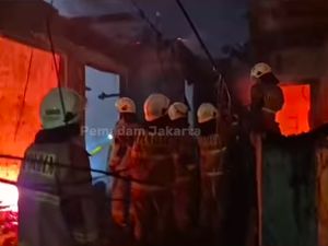 Kebakaran Tewaskan Wanita di Tebet Diduga gara-gara Api Lilin