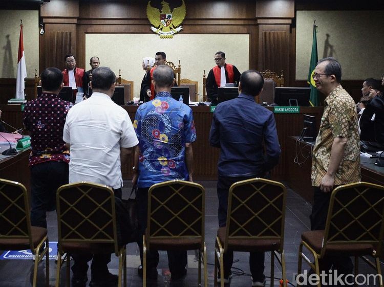 Sidang Perdana 5 Tersangka Korupsi Impor Gula, Rugikan Negara Rp 578 M