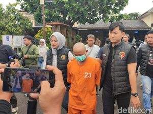 Siasat Oknum Guru Olahraga Cabuli 5 Santri, Lalu Aksinya Direkam di Ponsel