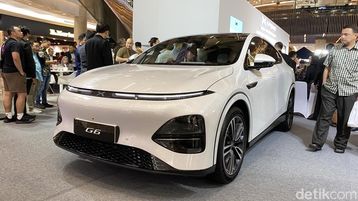 Xpeng X9 dan G6 meuncur di Indonesia