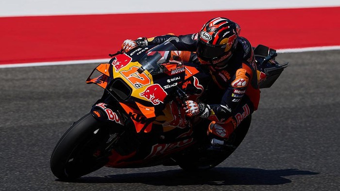 SCARPERIA, ITALY - JUNE 20: Maverick Vinales of Spain and Red Bull KTM Tech3 on track during Free Practice ahead the MotoGP Brembo Grand Prix of Italy at Mugello Circuit on June 20, 2025 in Scarperia, Italy. (Photo by Emmanuele Ciancaglini/Ciancaphoto Studio/Getty Images)