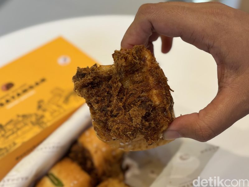 Adu lembut 3 merek abon gulung populer