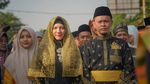 Momen Walkot-Wawalkot Pekanbaru Dianugerahi Gelar Adat