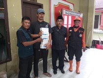 Sebaran Abu Gunung Raung Capai Banyuwangi, 4.000 Masker Dibagi ke Warga