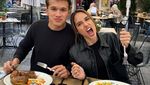 Cinta Laura Asyik Ngemil di Kroasia hingga Makan Schnitzel di Jerman