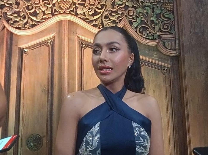 Denada Transformasi Diri: Blak-blakan Ungkap Alasan Operasi Hidung Demi Tampil Prima di Depan Kamera!