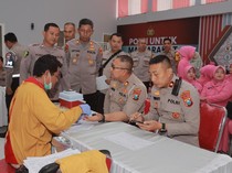 Polres Blitar Salurkan 72 Kantong Darah di Hari Bhayangkara ke-79