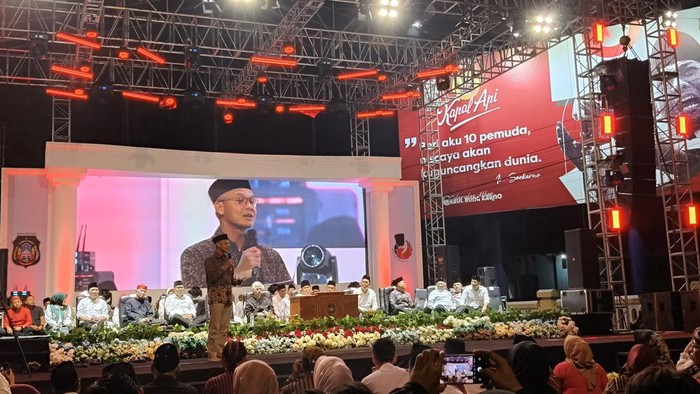 Ganjar Pranowo di Haul Bung Karno di Kota Blitar